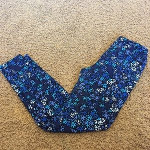 Blue floral leggings